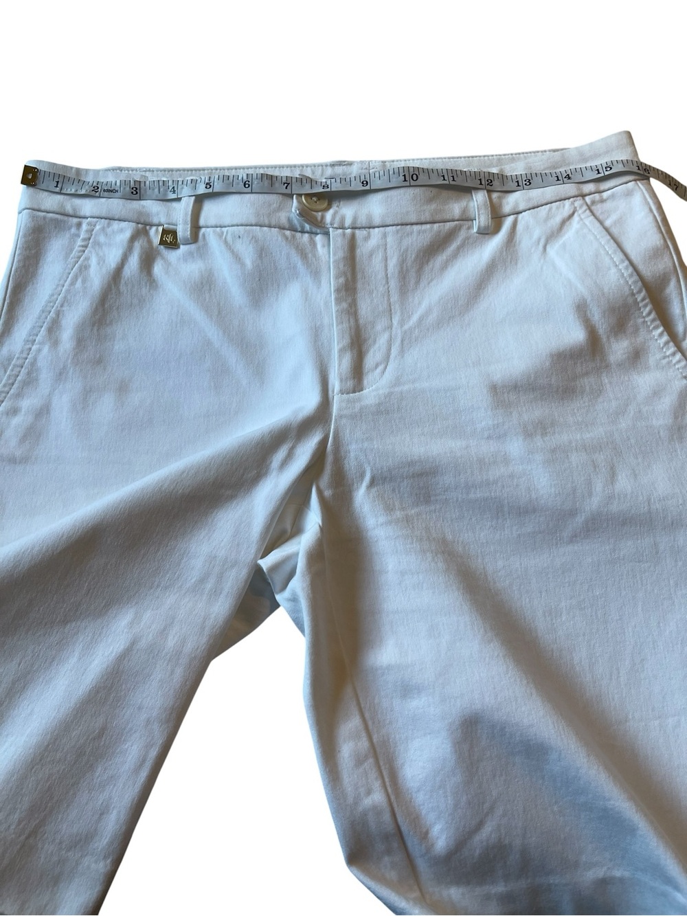 Lauren Ralph Lauren Women’s White Bermuda Shorts Size 4